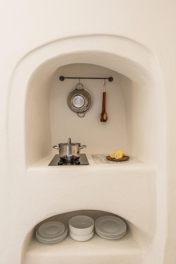Historic Old Bakery Cave By Cycladica Villa Oía Buitenkant foto